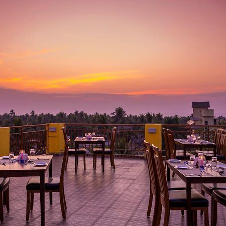 Sairaj Beach Resort Calangute Exterior foto